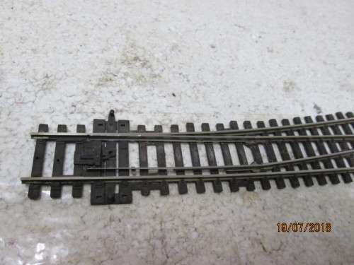 HO/OO SCALE : PECO CURVED LEFT HAND POINT (BOXED) - LOT 588T