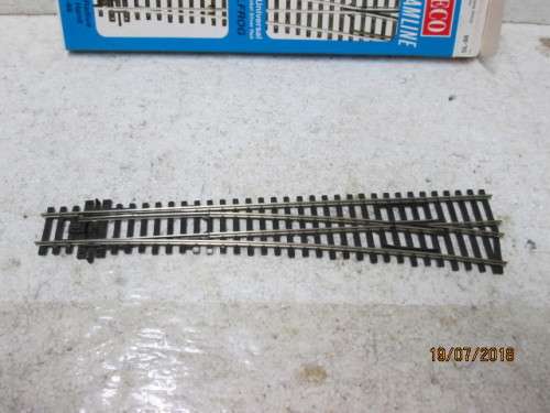 HO/OO SCALE : PECO LARGE RIGHT HAND POINT (BOXED) - LOT 592T