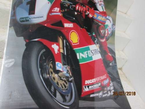 1:12 SCALE NEWRAY : DUCATI FILA No 100 RACING MOTORBIKE WITH EXTRAS - LOT 683T