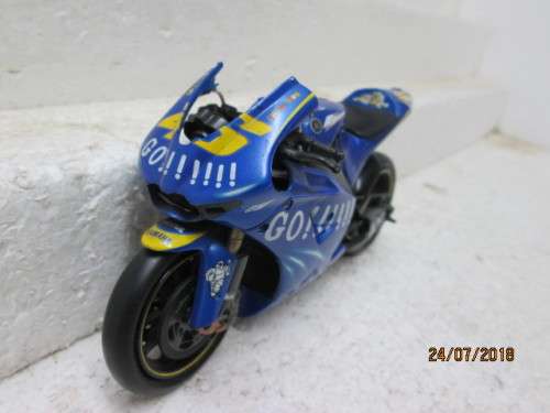 1:12 SCALE NEWRAY : YAMAHA GO No 46 RACING MOTORBIKE - LOT 684T