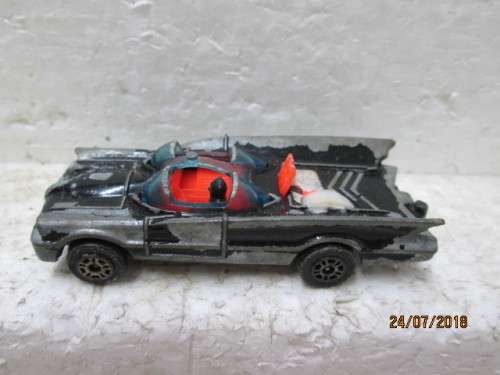 CORGI JUNIORS BATMOBILE - LOT 703T