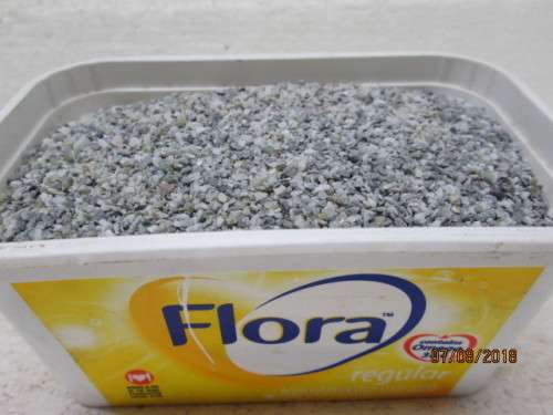 HO SCALE : SCENIC MATERIAL (MEDIUM GREY/ WHITE BALLAST 750g) - LOT 778T