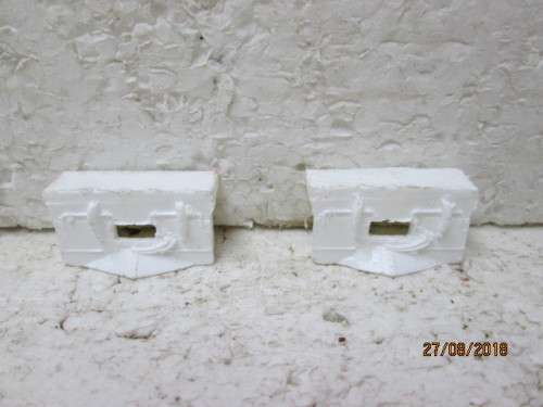 HO SCALE LIMA SAR DIESEL LOCOMOTIVE CLASS 34 REPLACEMENT COW CATCHER ENDS (SET OF 2) - LOT 378z