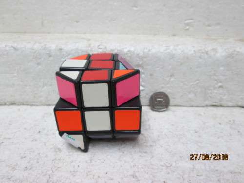 RUBICS CUBE (10 CORNERS) - LOT 944T