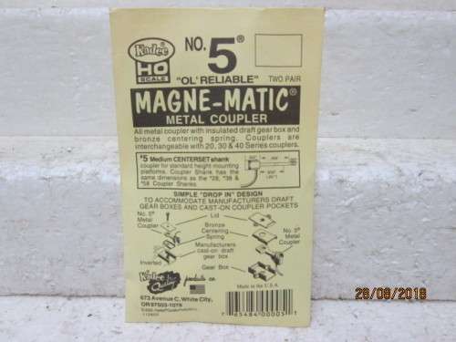 HO SCALE KADEE No 5 METAL COUPLERS (4 PER PACK) - LOT 966T