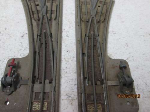 OO SCALE : HORNBY DUBLO LEFT PLUS RIGHT MANUAL POINTS - LOT 41U
