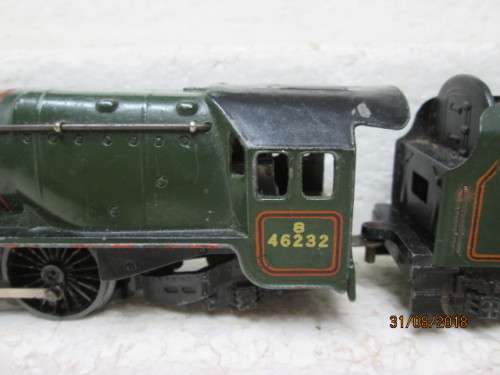 OO SCALE  : HORNBY DUBLO 4-6-2 STEAM LOCOMOTIVE  (DUCHESS OF MONTROSE) - LOT 53U