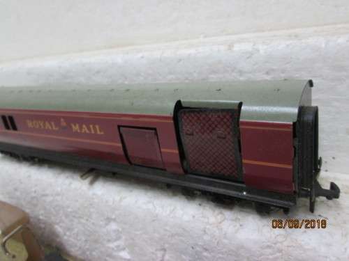 OO SCALE : HORNBY DUBLO TPO MAIL VAN SET "ROYAL MAIL" - LOT 108U