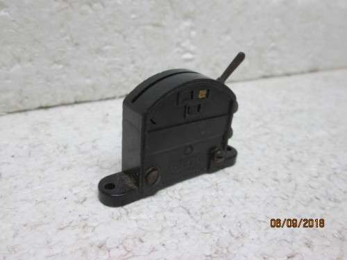 OO SCALE : HORNBY DUBLO SWITCH D2 - LOT 119U