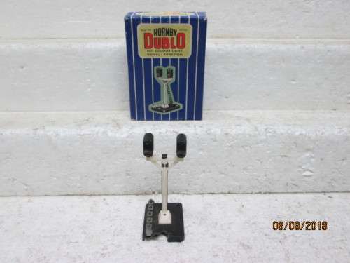 OO SCALE : HORNBY DUBLO COLOUR  RAIL SIGNAL LIGHTS (BOXED) - LOT 123U
