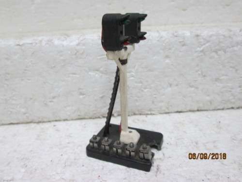 OO SCALE : HORNBY DUBLO COLOUR  RAIL SIGNAL LIGHTS (BOXED) - LOT 123U