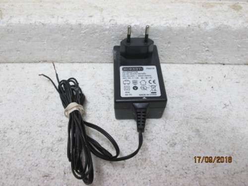 HO/OO SCALE : HORNBY TRANSFORMER -  LOT 180U