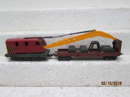 HO SCALE : LIMA SAR CONTAINER CRANE SET - LOT 264U