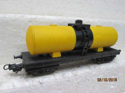 HO SCALE : LIMA TANKER (SHELL) - LOT 274U