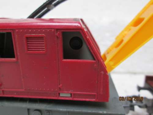 HO SCALE : LIMA SAR CONTAINER CRANE SET - LOT 264U