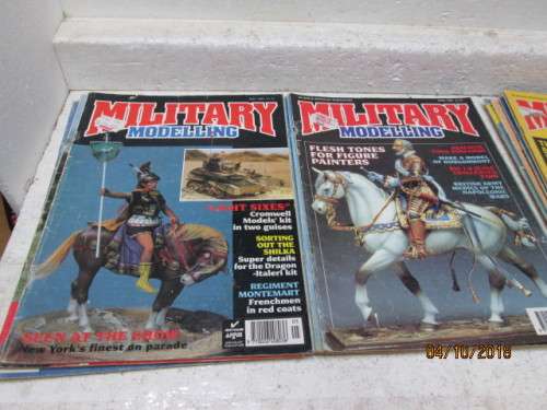 MILITARY MODELLING MAGAZINES x11 (ALL FROM THE 1990's) - LOT 362U