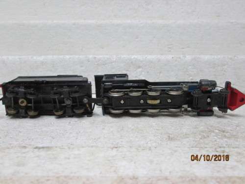 HO SCALE : MANTUA 4-8-0 STEAM LOCOMOTIVE - LOT 374U