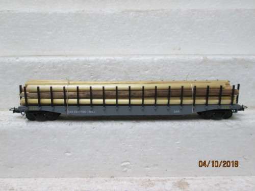 HO SCALE : FRATESCHI SAR (GREY) SMLJ FLAT CAR WITH WOOD LOAD - LOT 377U