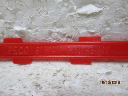 N SCALE: PECO 6" WEIGH GAUGE - LOT 522U