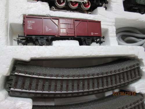 HO SCALE : MARKLIN GOODS TRAIN SET - LOT 563U