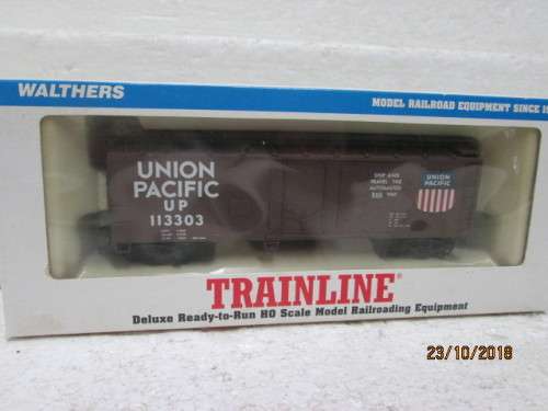 HO SCALE : WALTHERS 40' BOX CAR (UNION PACIFIC) BOXED - LOT 655U