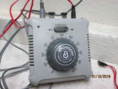 HO SCALE : BACHMANN CONTROLLER / TRANSFORMER - LOT 786U