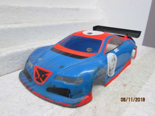 1:10 SCALE RADIO CONTROL CAR BLUE BODY SHELL - LOT 883U