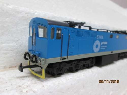 HO SCALE : SAR CLASS 7E BLUE ELECTRIC LOCOMOTIVE (PRASA) - LOT 901U