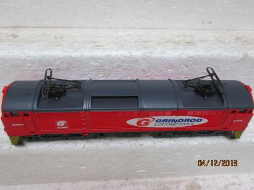 REDUCED TO CLEAR : HO SCALE : FRATESCHI SAR (GRINDROD) CLASS GL30SCC ELECTRIC LOCO (BOXED)