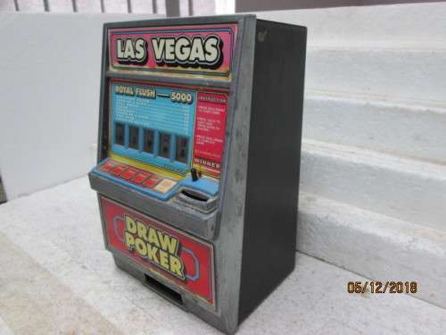 LAS VEGAS DRAW POKER MINI SLOT MACHINE - LOT 226V