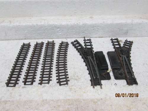 OO SCALE : TRI-ANG TRACK & EQUIPMENT (2-RAIL) - LOT 457V