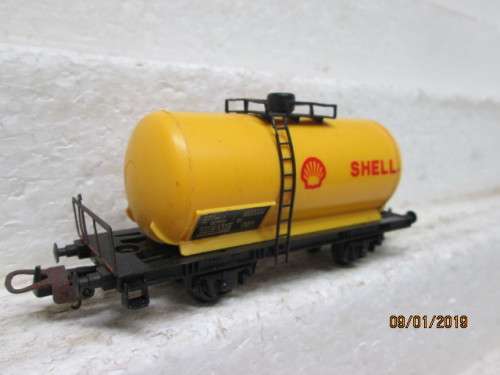 HO SCALE : LIMA SHELL TANKER - LOT 466V