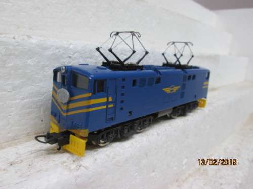 HO SCALE - LIMA SAR - BLUE DUMMY 5E ELECTRIC LOCOMOTIVE- BOXED  - LOT 769V