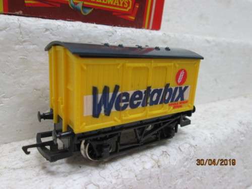 OO SCALE : HORNBY GOODS (WEETABIX) BOXED - LOT 914V