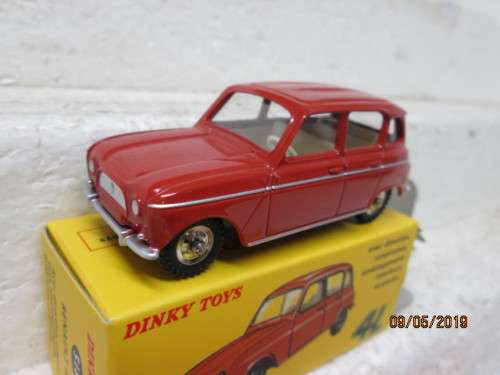 DIE CAST : DINKY TOYS RENAULT 4L (BOXED) - LOT 999V