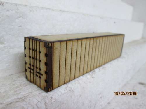 REDUCED TO CLEAR : HO SCALE : LASER CUT 40' CONTAINER (12 metre)