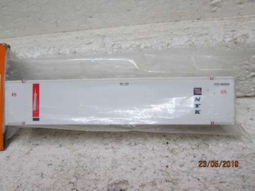 HO SCALE : CON-COR 48FT CONTAINER (NYK) - LOT 375W