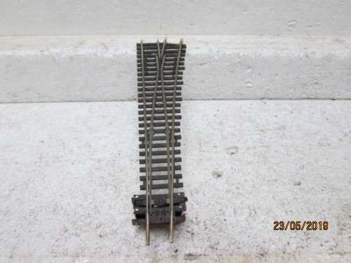 HO/OO SCALE : PECO RIGHT HAND POINT WITH FITTED MOTOR - LOT 398W