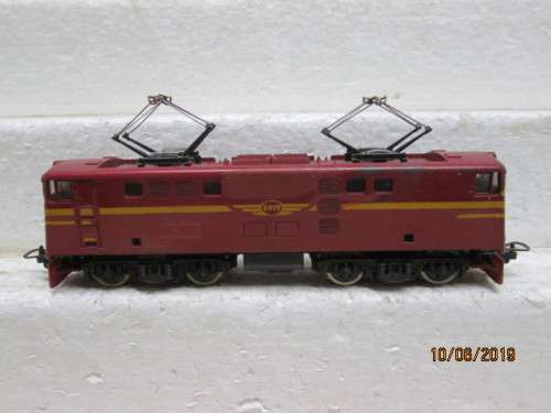 HO SCALE : LIMA SAR RED 5E ELECTRIC LOCOMOTIVE - LOT 425W