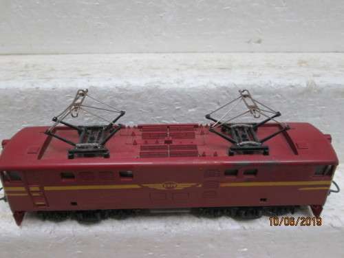 HO SCALE : LIMA SAR RED 5E ELECTRIC LOCOMOTIVE - LOT 425W