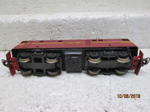 HO SCALE : LIMA SAR RED 5E ELECTRIC LOCOMOTIVE - LOT 425W
