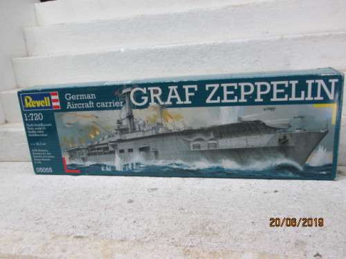 REVELL : 1:720 SCALE "GRAF ZEPPELIN" GERMAN AIRCRAFT CARRIER KIT  (BOXED) - LOT 508W