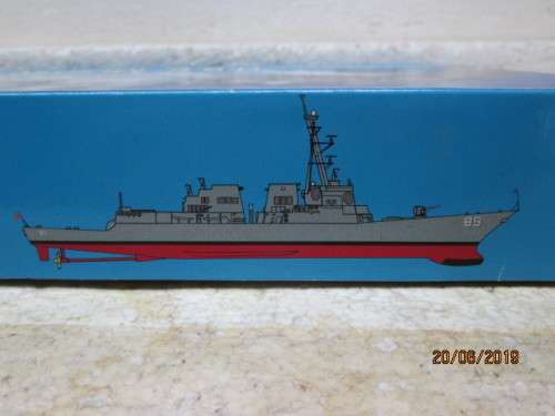 DRAGON : 1:700 SCALE U.S.S. MUSTIN DDG-89 DESTROYER KIT  (BOXED) - LOT 510W