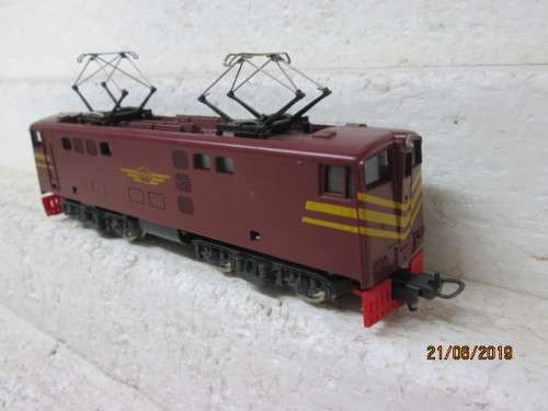 HO SCALE : LIMA SAR 5E BROWN ELECTRIC LOCOMOTIVE - LOT 551W