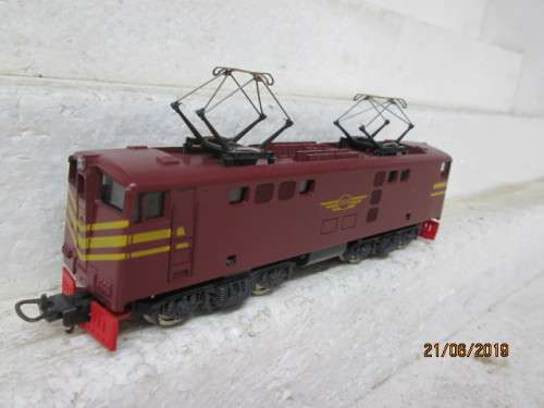 HO SCALE : LIMA SAR 5E BROWN ELECTRIC LOCOMOTIVE - LOT 551W