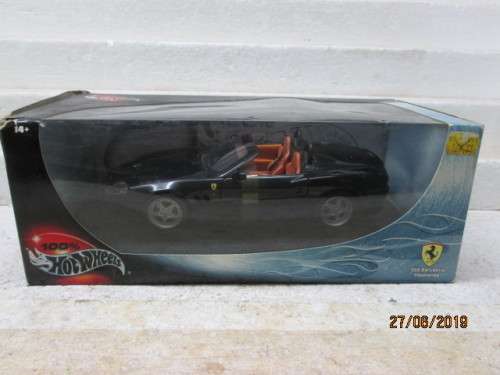 1:18 SCALE HOTWHEELS  : FERRARI 550 BARCHETTA PININFARINA (BOXED) - LOT 575W