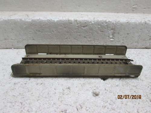 HO SCALE MARKLIN M TRACK BRIDGE (SOLID SIDES) - LOT 646W