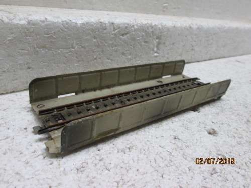HO SCALE MARKLIN M TRACK BRIDGE (SOLID SIDES) - LOT 646W