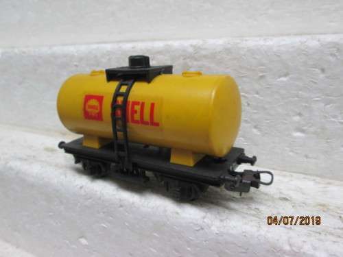 HO SCALE : LIMA SHELL TANKER - LOT 709W