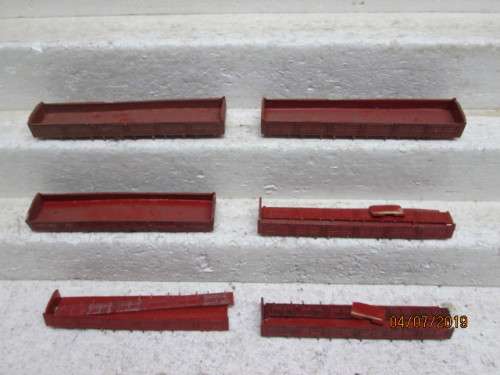 HO SCALE : SAR DZ WAGONS x6 FOR REPAIR - LOT 759W